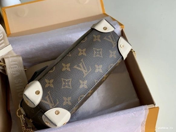 WIS LOUIS VUITTON SOUPLE MALLE PETITE 0106